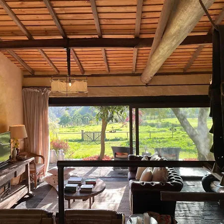 Casa De Vilar De Rei, A Tranquilidade Do Mundo Rural