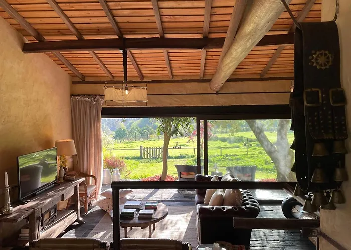 Casa De Vilar De Rei, A Tranquilidade Do Mundo Rural